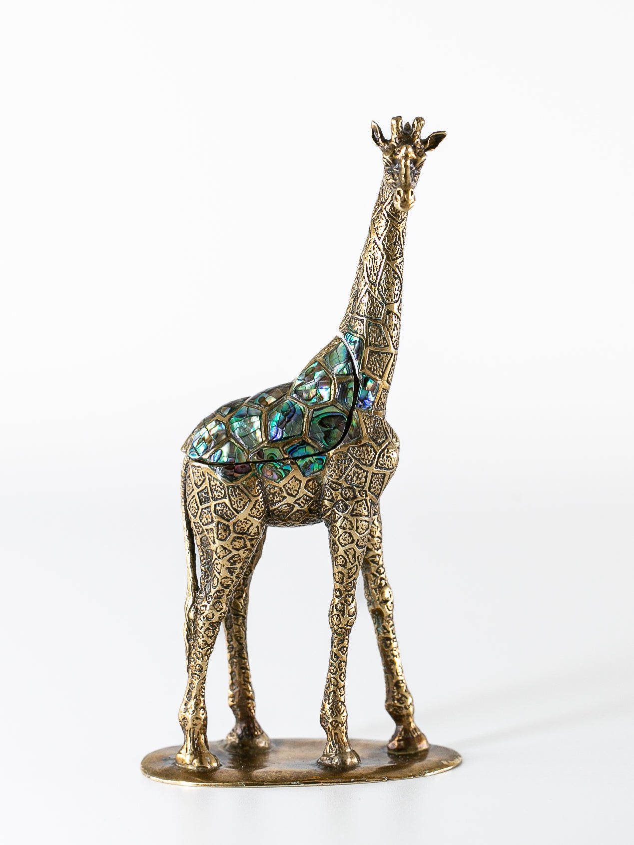 Boîte animal girafe cadeau déco artisanal lifestyle nacre naturelle laiton recyclé décoration luxe fait main cadeaux fête des mères original unique